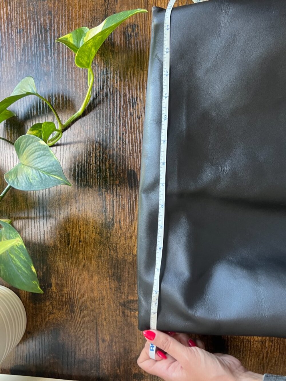 COS Large Bucket Bag - Picture 5 of 10